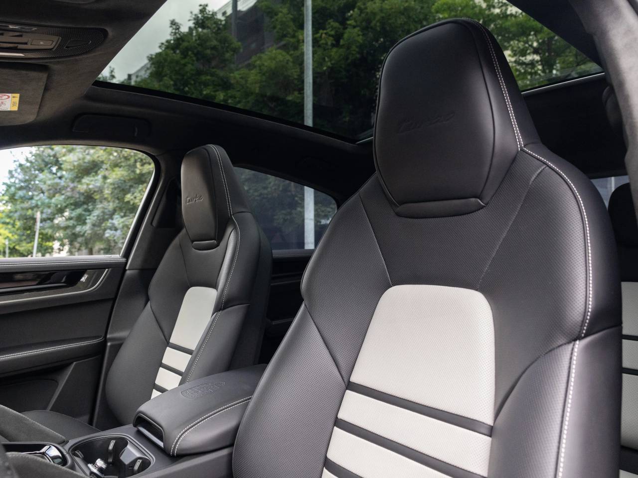 Porsche Cayenne III ph2 Turbo E-Hybrid - 2025 - Joinsteer - #15