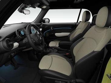 Mini Cabrio Classic Cooper S — photo 3