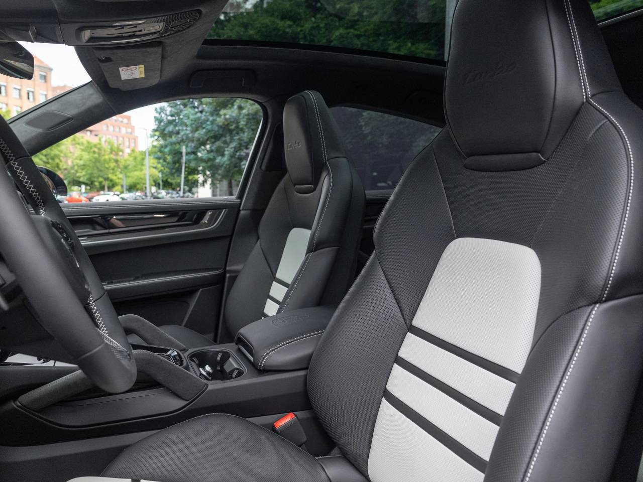 Porsche Cayenne III ph2 Turbo E-Hybrid - 2025 - Joinsteer - #22