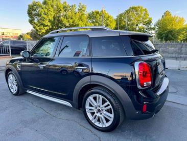 Mini Countryman COOPER D — photo 2