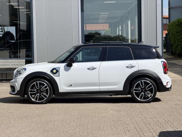 Mini Countryman Chili Cooper SE — photo 45