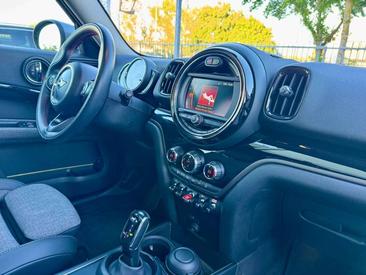 Mini Countryman COOPER D — photo 16