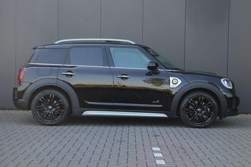 Mini Countryman COOPER SE — photo 6