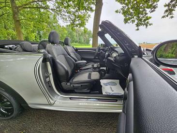 Mini Cabrio John Cooper Works — photo 3