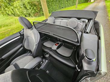 Mini Cabrio John Cooper Works — photo 12