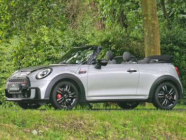 Mini Cabrio John Cooper Works — photo 21