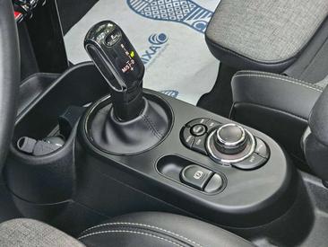 Mini Cabrio John Cooper Works — photo 24