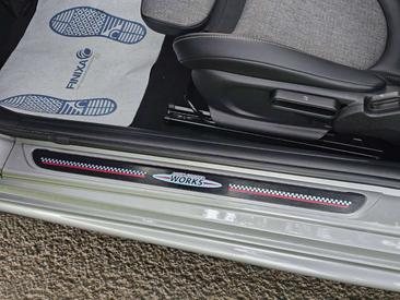 Mini Cabrio John Cooper Works — photo 31