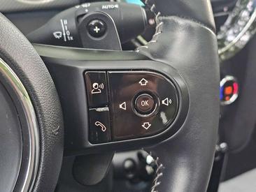 Mini Cabrio John Cooper Works — photo 32