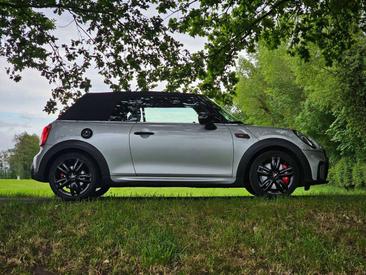 Mini Cabrio John Cooper Works — photo 36