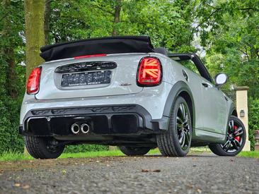 Mini Cabrio John Cooper Works — photo 38