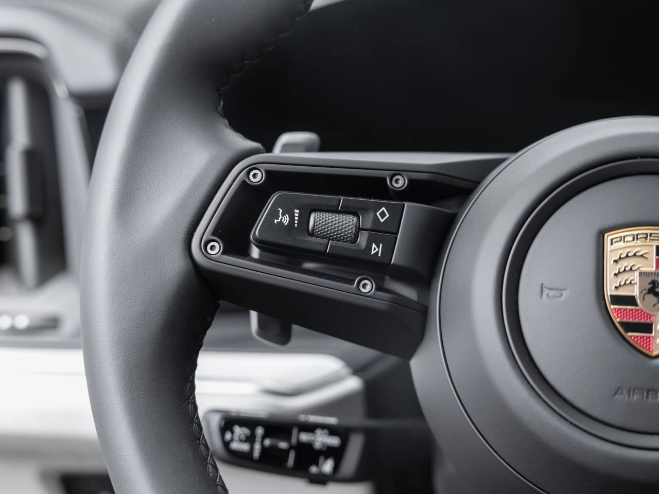 Porsche Cayenne III ph2 E-Hybrid - 2025 - Joinsteer - #25