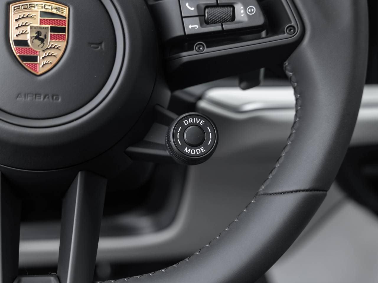 Porsche Cayenne III ph2 E-Hybrid - 2025 - Joinsteer - #30