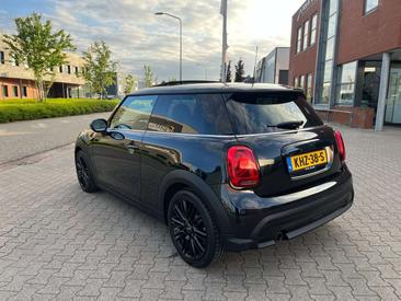Mini Cooper Camden — photo 9