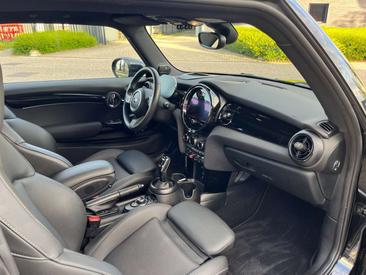 Mini Cooper Camden — photo 11
