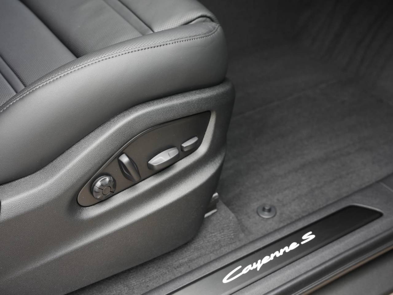 Porsche Cayenne III ph2 S E-Hybrid - 2025 - Joinsteer - #22