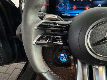 Mercedes Classe A45 AMG 45 — photo 13