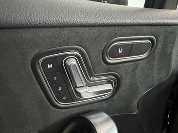 Mercedes Classe A45 AMG 45 — photo 17