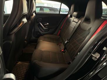 Mercedes Classe A45 AMG 45 — photo 21