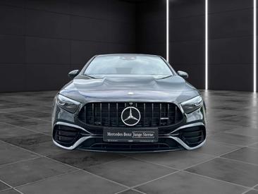 Mercedes Classe A45 AMG 45 Night Edition — photo 2
