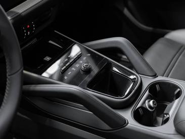Porsche Cayenne III S Coupé — photo 13
