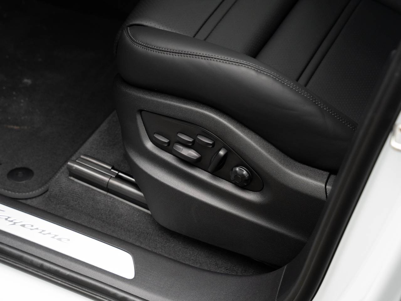 Porsche Cayenne III ph2 E-Hybrid - 2025 - Joinsteer - #17