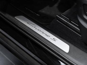 Porsche Cayenne III S Coupé — photo 23