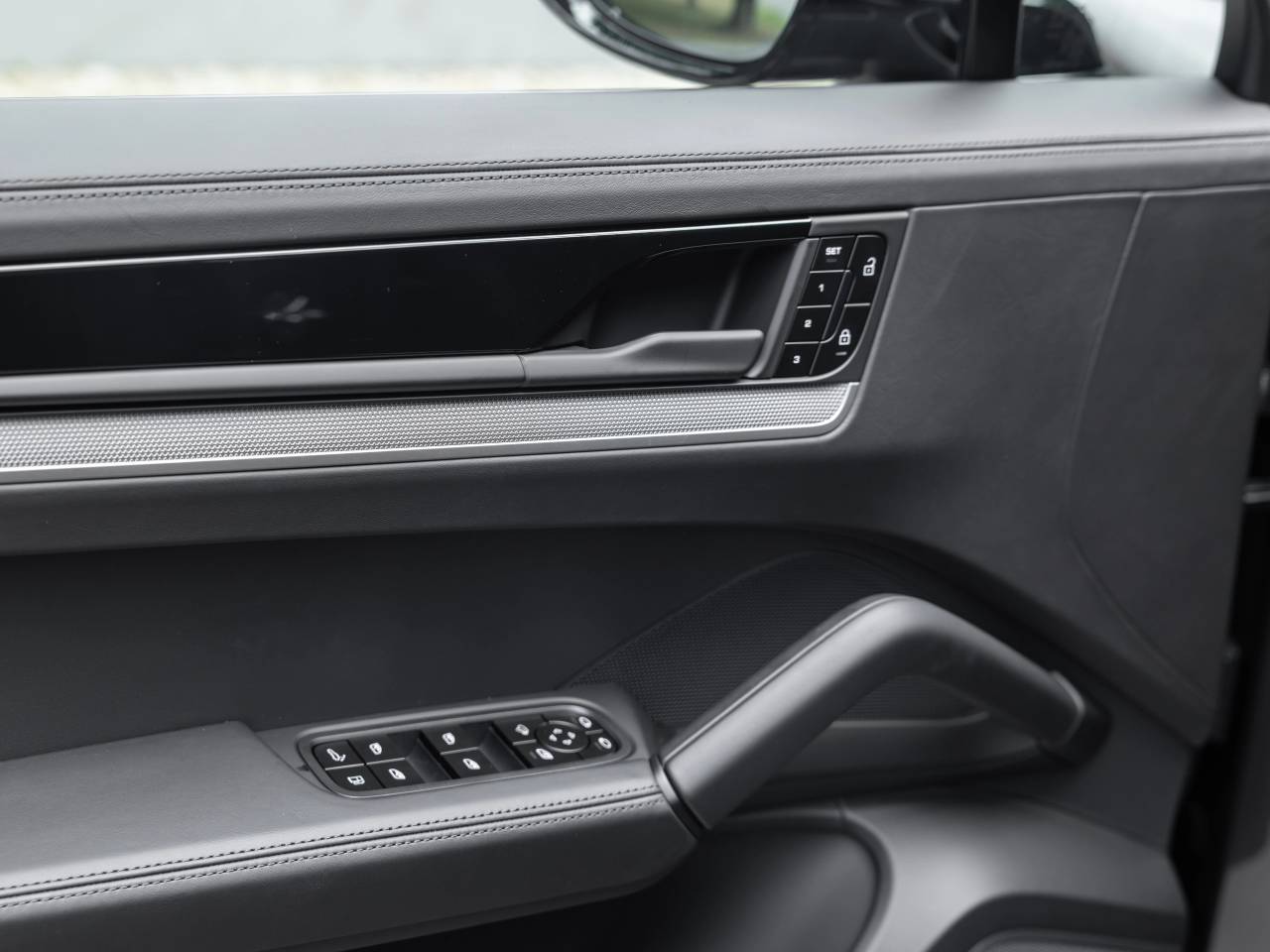 Porsche Cayenne III ph2 S E-Hybrid Coupé - 2025 - Joinsteer - #25