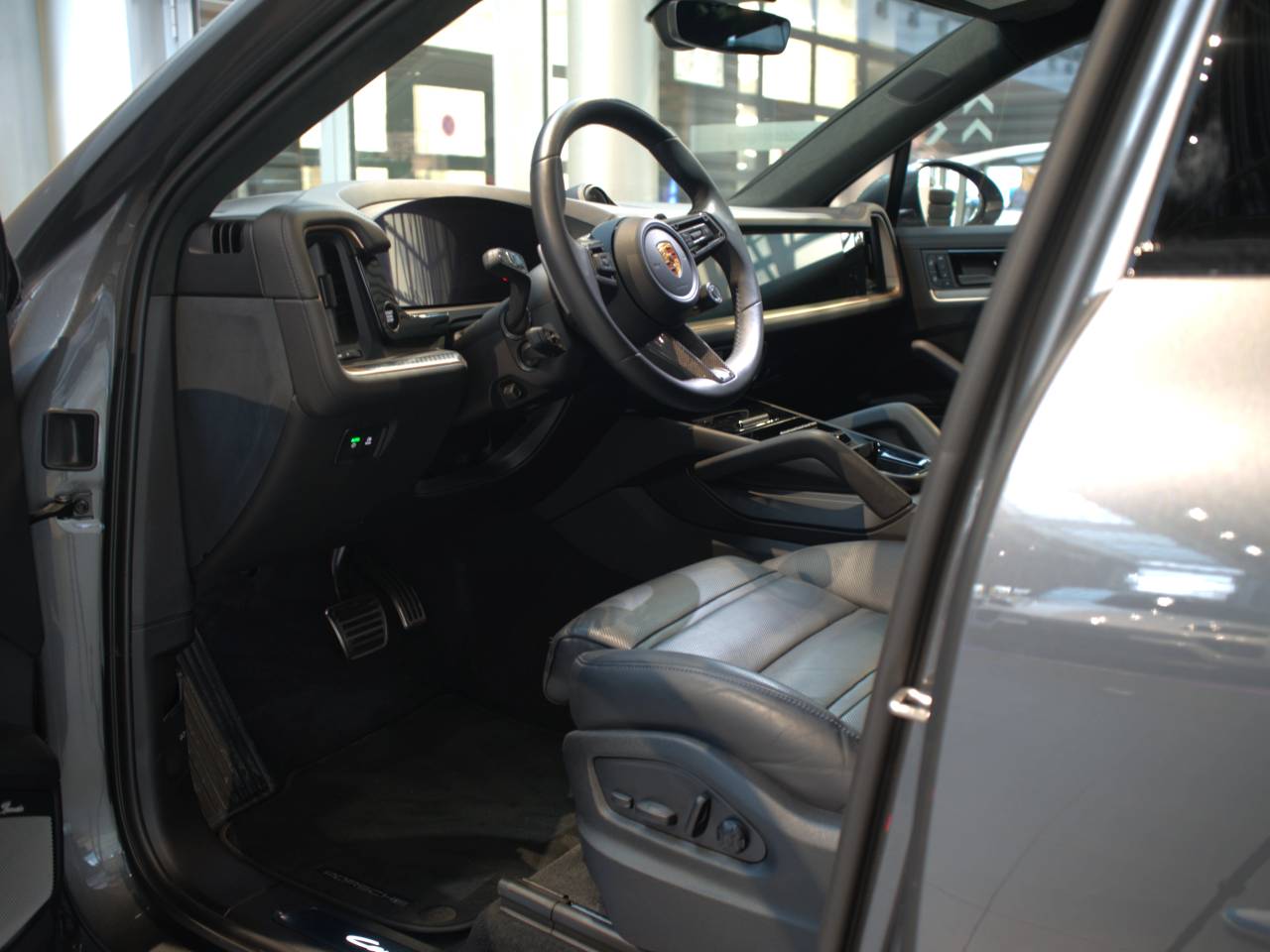 Porsche Cayenne III ph2 Turbo E-Hybrid - 2023 - Joinsteer - #13