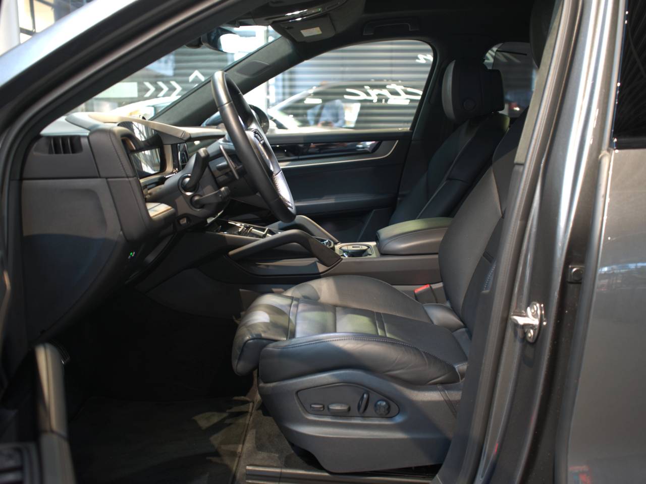 Porsche Cayenne III ph2 Turbo E-Hybrid - 2023 - Joinsteer - #14