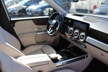 Mercedes GLB 220 — photo 4