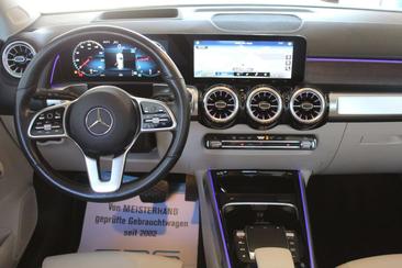 Mercedes GLB 220 — photo 15
