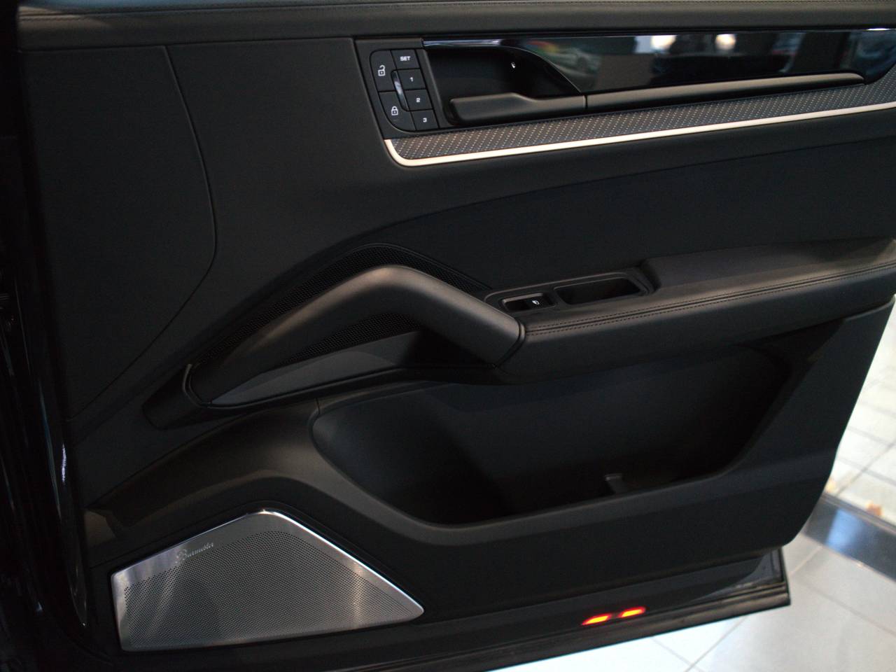 Porsche Cayenne III ph2 Turbo E-Hybrid - 2023 - Joinsteer - #27