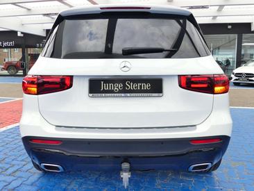 Mercedes GLB 220 Night Edition — photo 4
