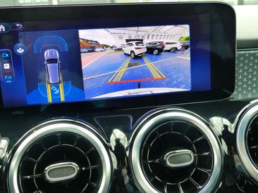 Mercedes GLB 220 Night Edition — photo 7