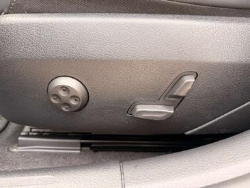 Mercedes Classe C 300 AMG Line — photo 18