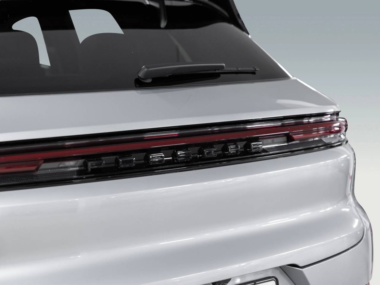 Porsche Cayenne III ph2 E-Hybrid - 2025 - Joinsteer - #12