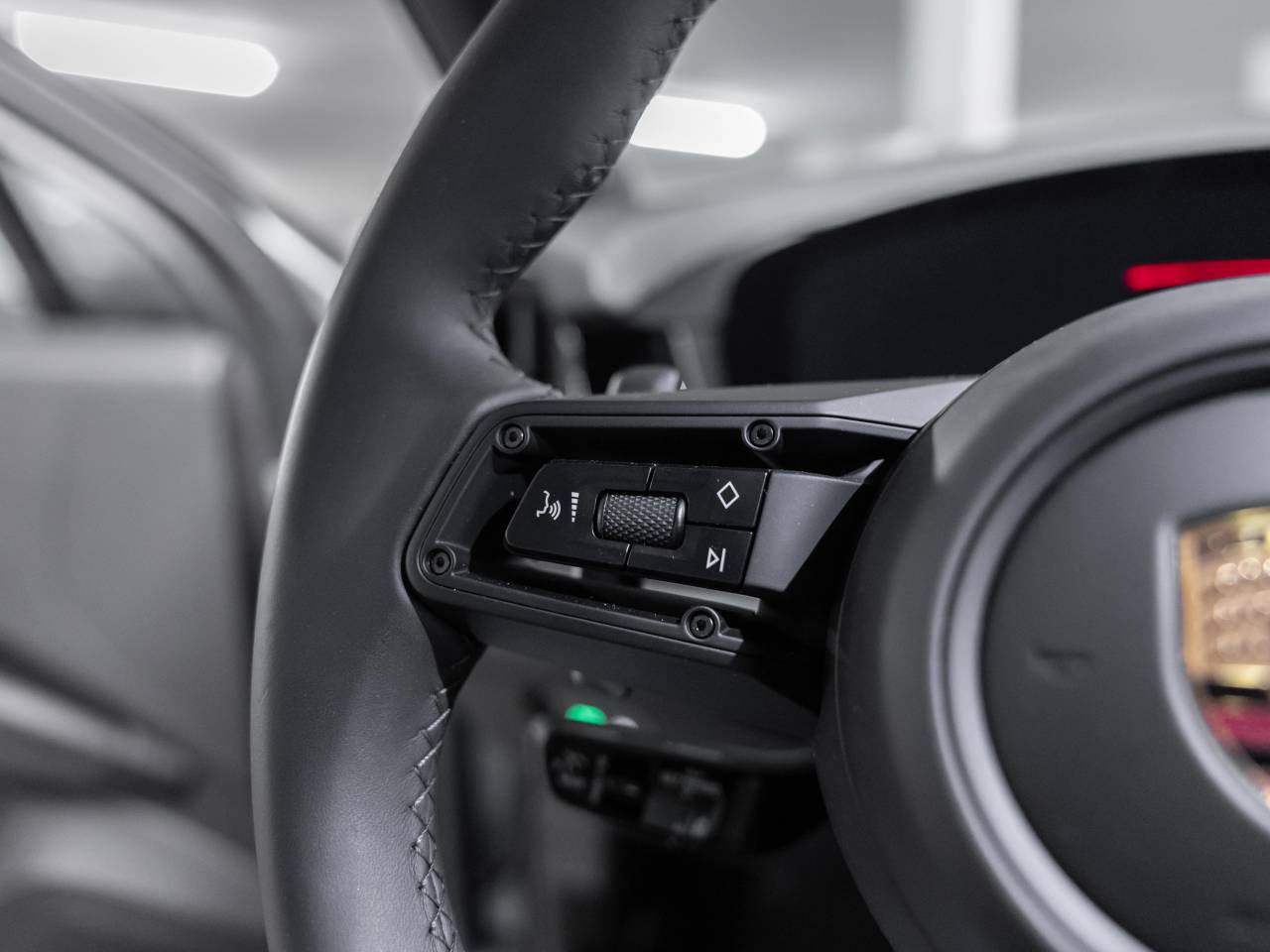 Porsche Cayenne III ph2 E-Hybrid - 2025 - Joinsteer - #22