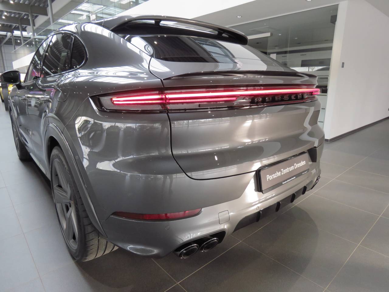 Porsche Cayenne III ph2 E-Hybrid Coupé - 2025 - Joinsteer - #4