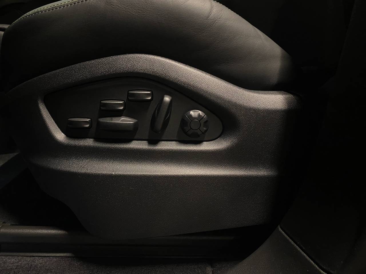 Porsche Cayenne III ph2 E-Hybrid - 2025 - Joinsteer - #18