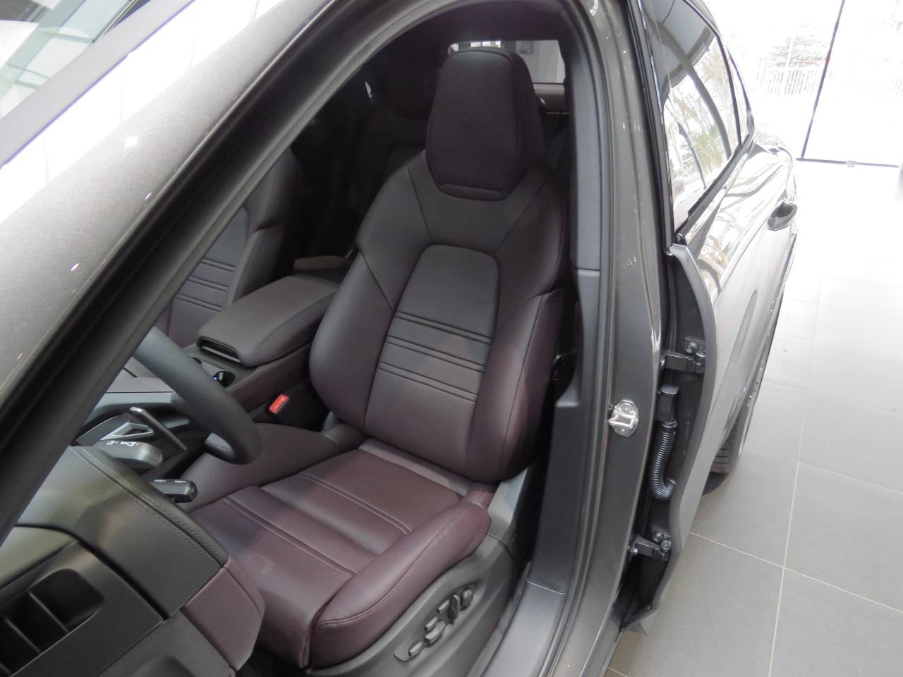 Porsche Cayenne III ph2 E-Hybrid Coupé - 2025 - Joinsteer - #16