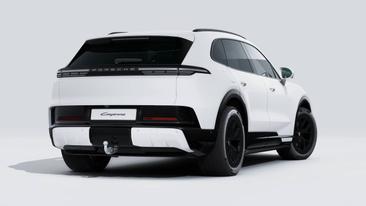 Porsche Cayenne E4 Electric — photo 9