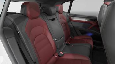 Porsche Cayenne E4 Electric — photo 13