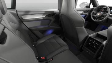 Porsche Cayenne E4 Electric — photo 14