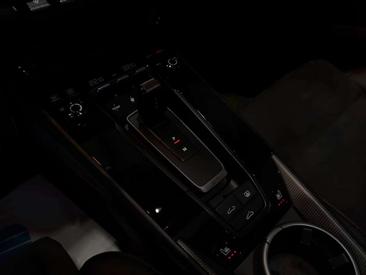 Porsche Carrera GT — photo 17