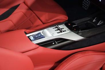Ferrari 12 Cilindri — photo 18