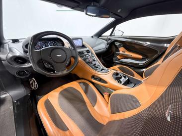 Aston Martin ONE-77 — photo 12