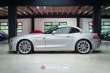 BMW Z4 SDrive35i — photo 10