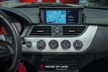 BMW Z4 SDrive35i — photo 21