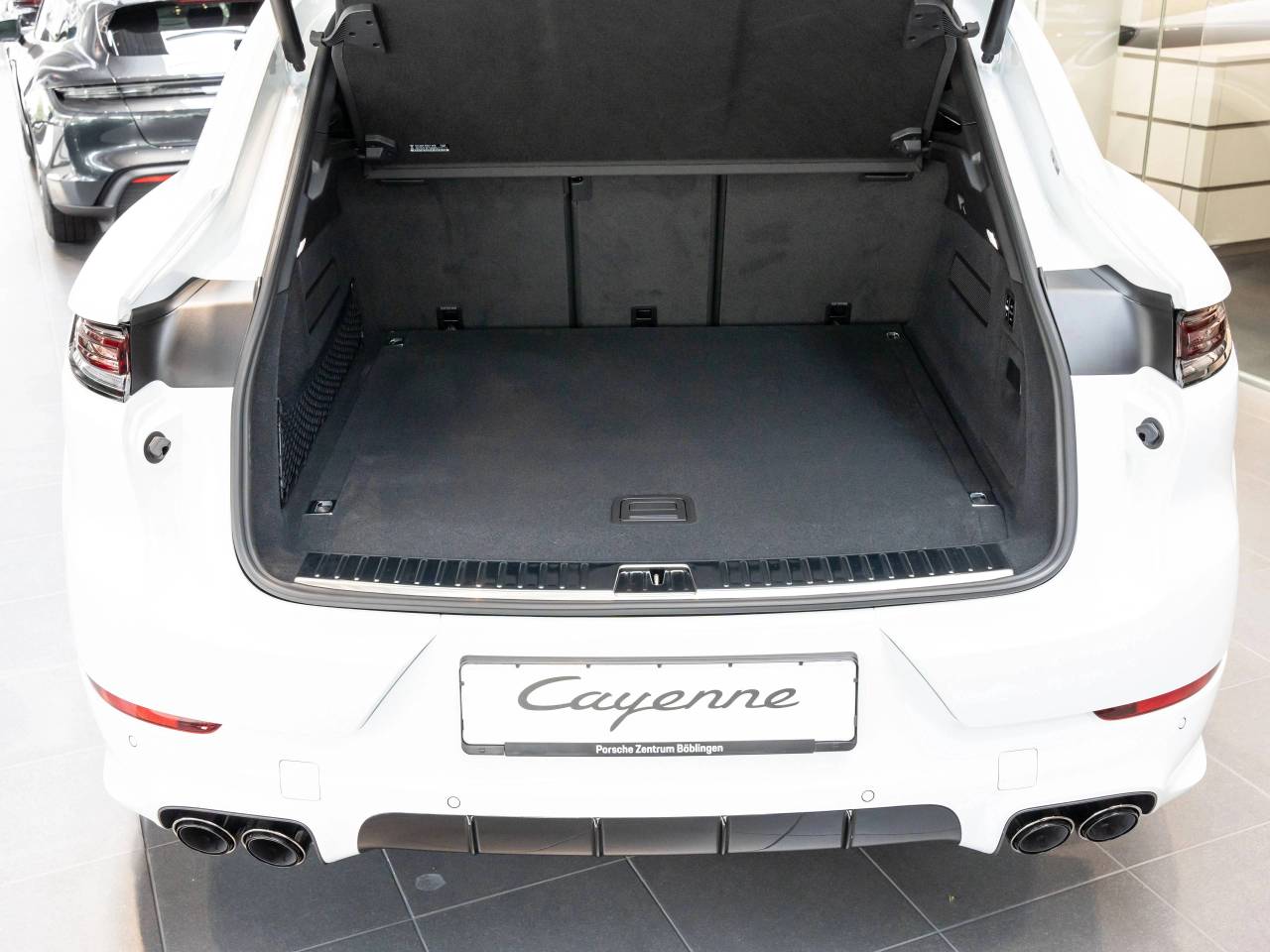 Porsche Cayenne III ph2 E-Hybrid Coupé - 2024 - Joinsteer - #13